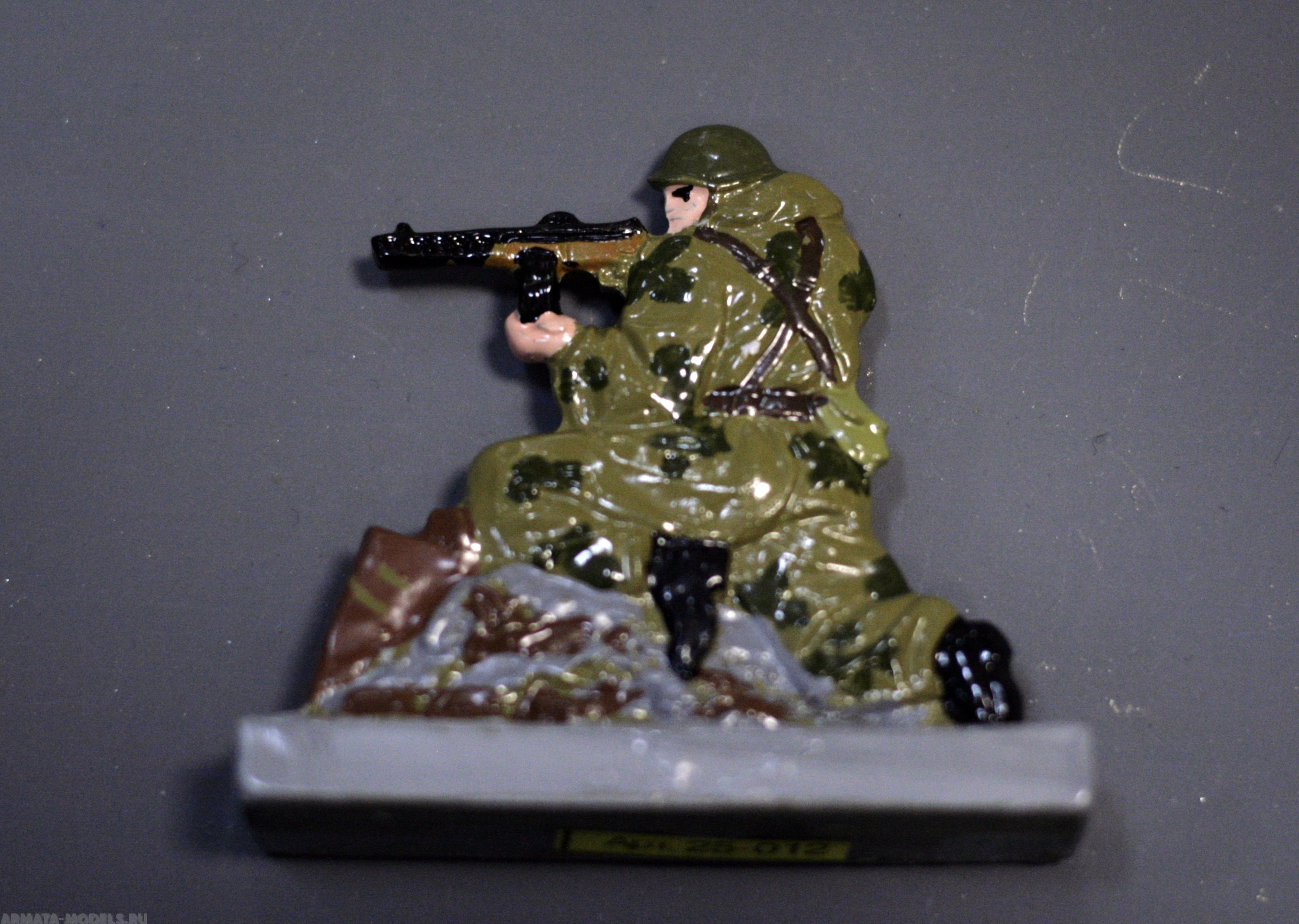 25-012 окрашеная фигура Стрелок ШИСБр Солдатики "Ура"