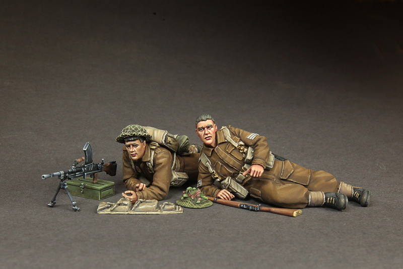 3618SOGA Sergeant and Machine gunner British infantry at rest. SOGA Miniatures