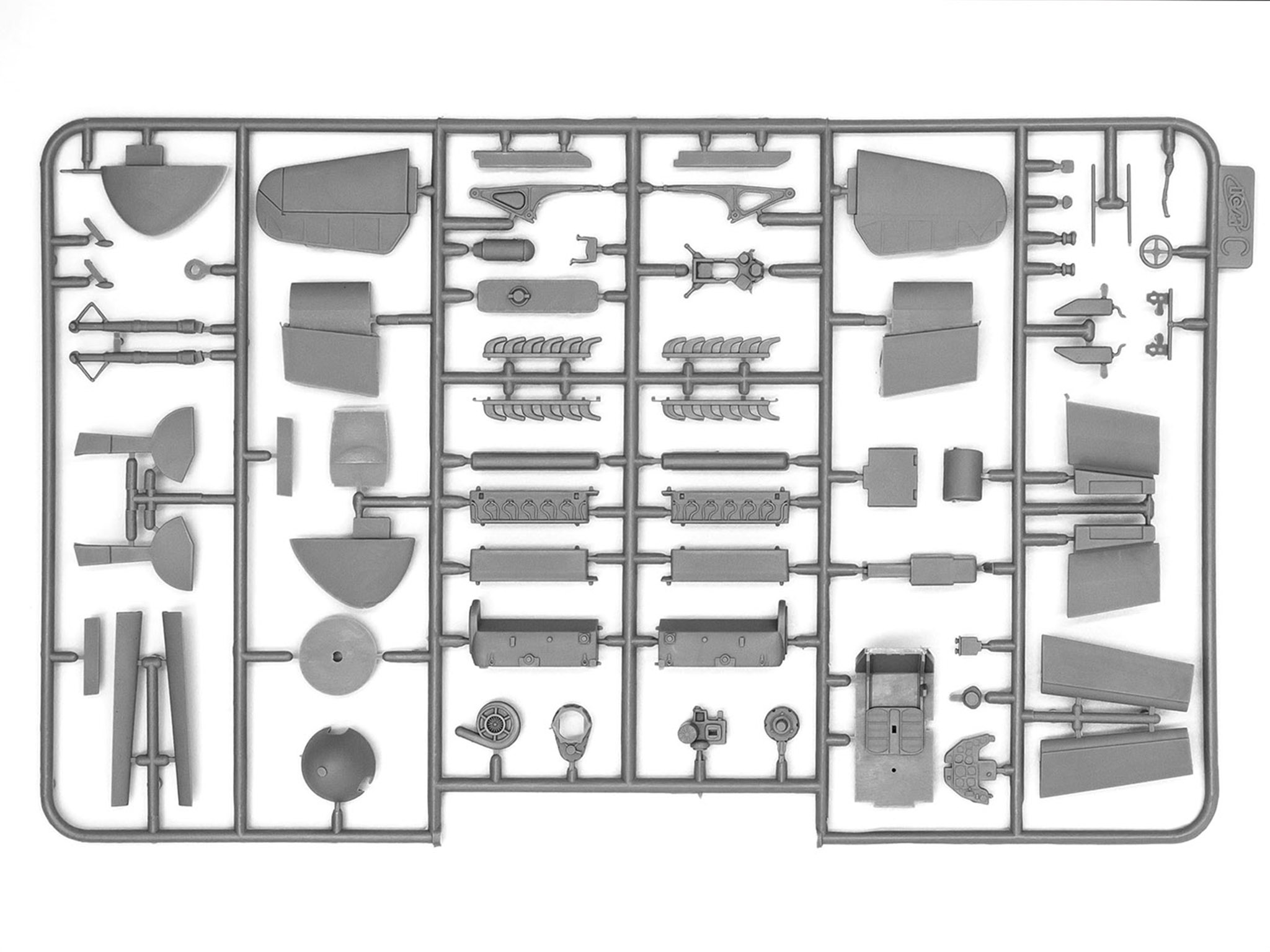 48105 Германский истребитель Bf 109 F-4Z/Trop ICM