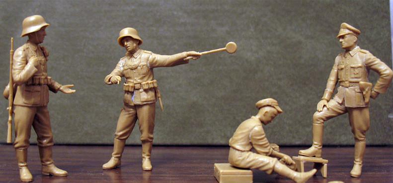 Набор фигурок 35561 Фигуры Германский патруль (1939-1942 г.) ICM