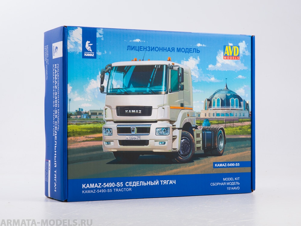 1514AVD Сборная модель КАМАЗ-5490-S5 AVD Models