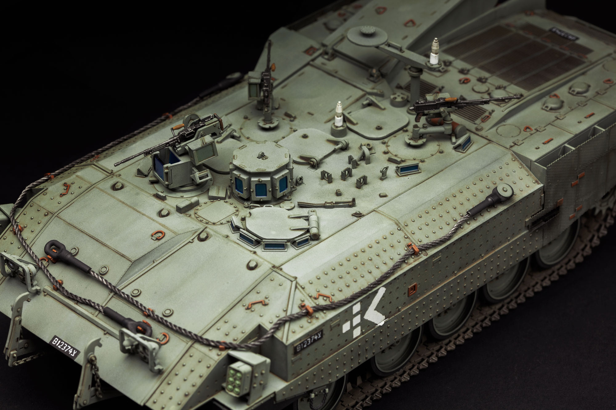 SS-008   ISRAEL HEAVY ARMOURED PERSONNEL CARRIER ACHZARIT LATE   (Полный интерьер) 1/35 Meng