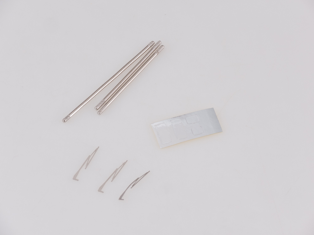 7040AVD Сборная модель МАЗ-6422 с полуприцепом МАЗ-9506-30 AVD Models