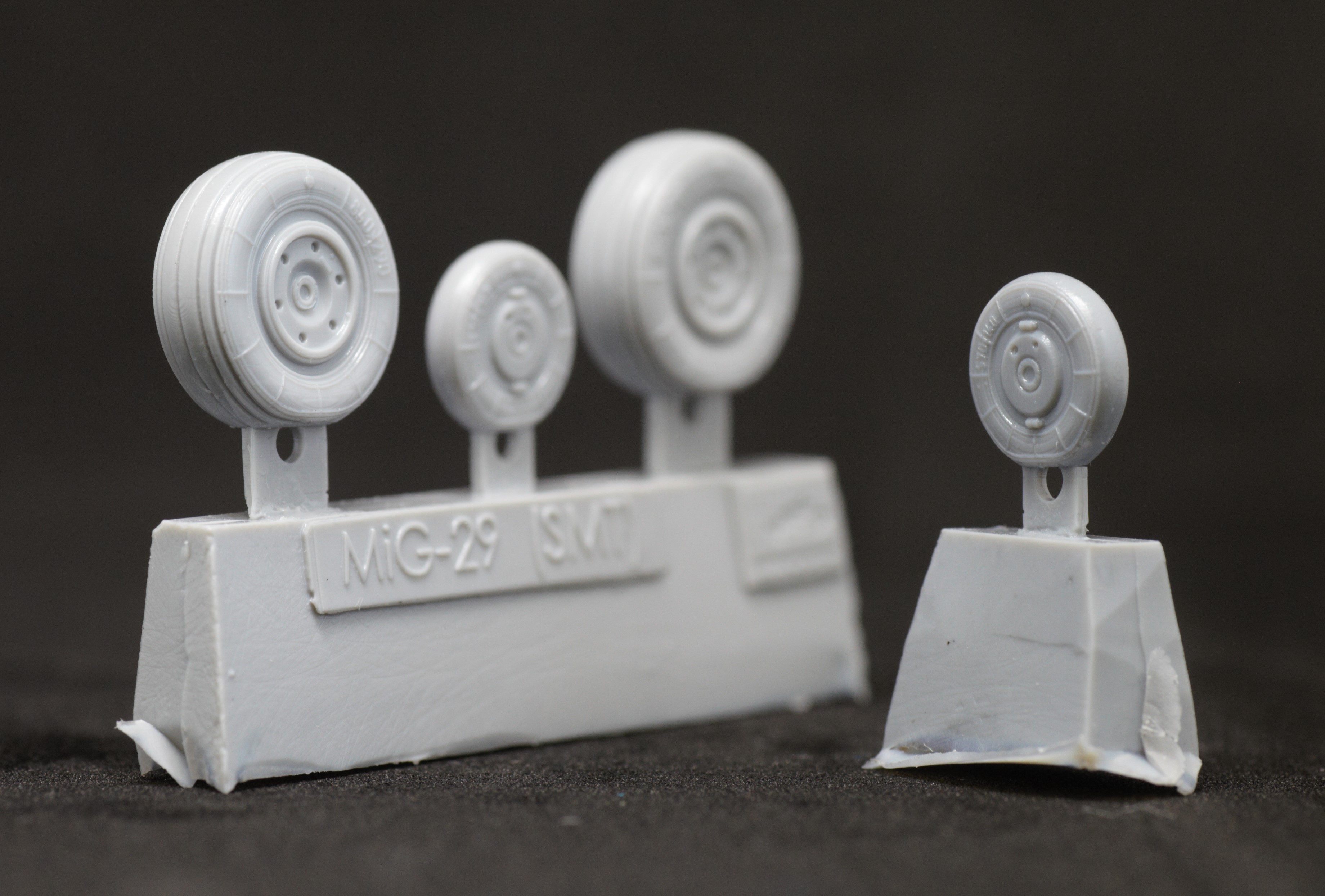 AM7212 Колеса по нагрузкой Миг-29СМТ