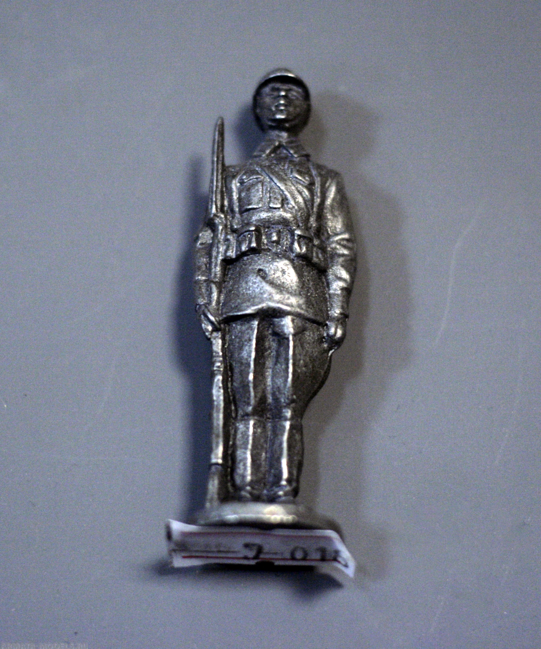 Н-7-018 Рядовой. Первомайский парад Солдатики "Ура"