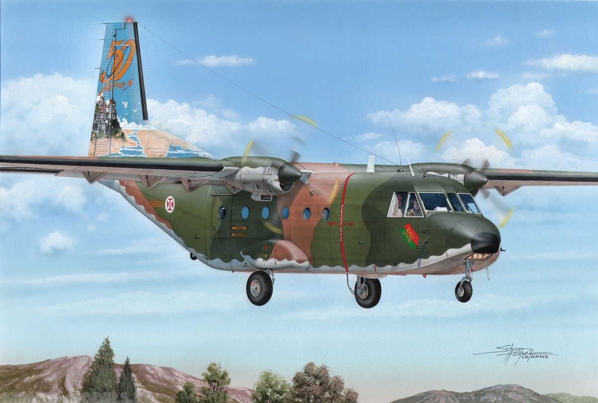 SH72376 Самолёт CASA C.212-100 Tail Art Special Hobby