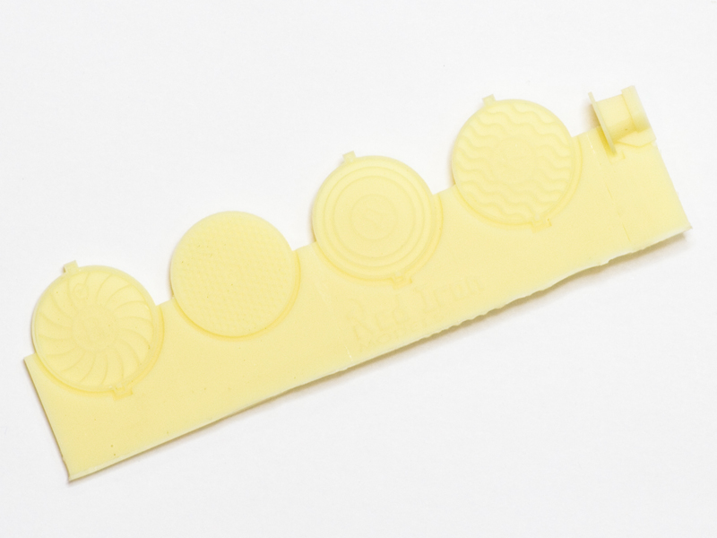 RIM35004 Люки канализационные1979+ (5 шт) масштаб 1/35