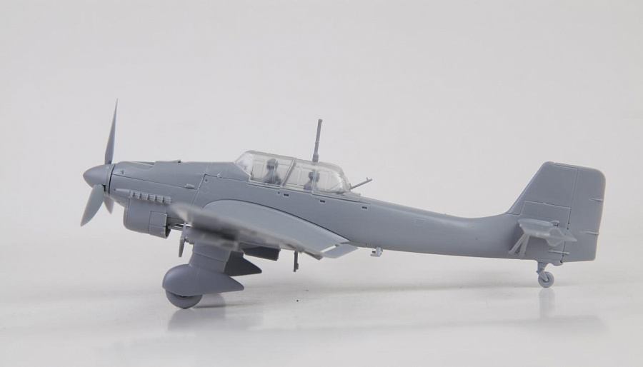 7306 Самолет Ju-87B2 Звезда