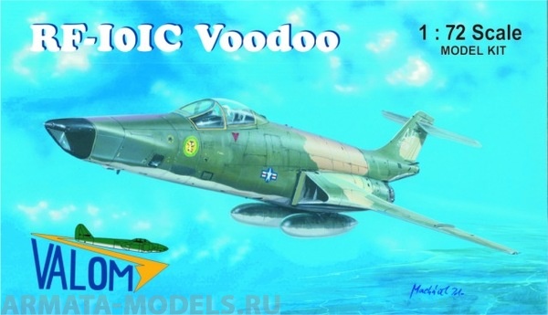 72093 Самолет RF-101С Voodoo Valom