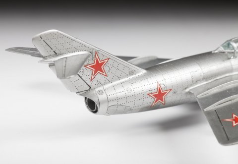 7317 Советский истребитель миг-15 1/72 Звезда