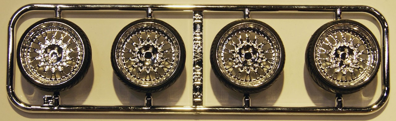 05246 VIP Modular VXS110 19 inch Aoshima