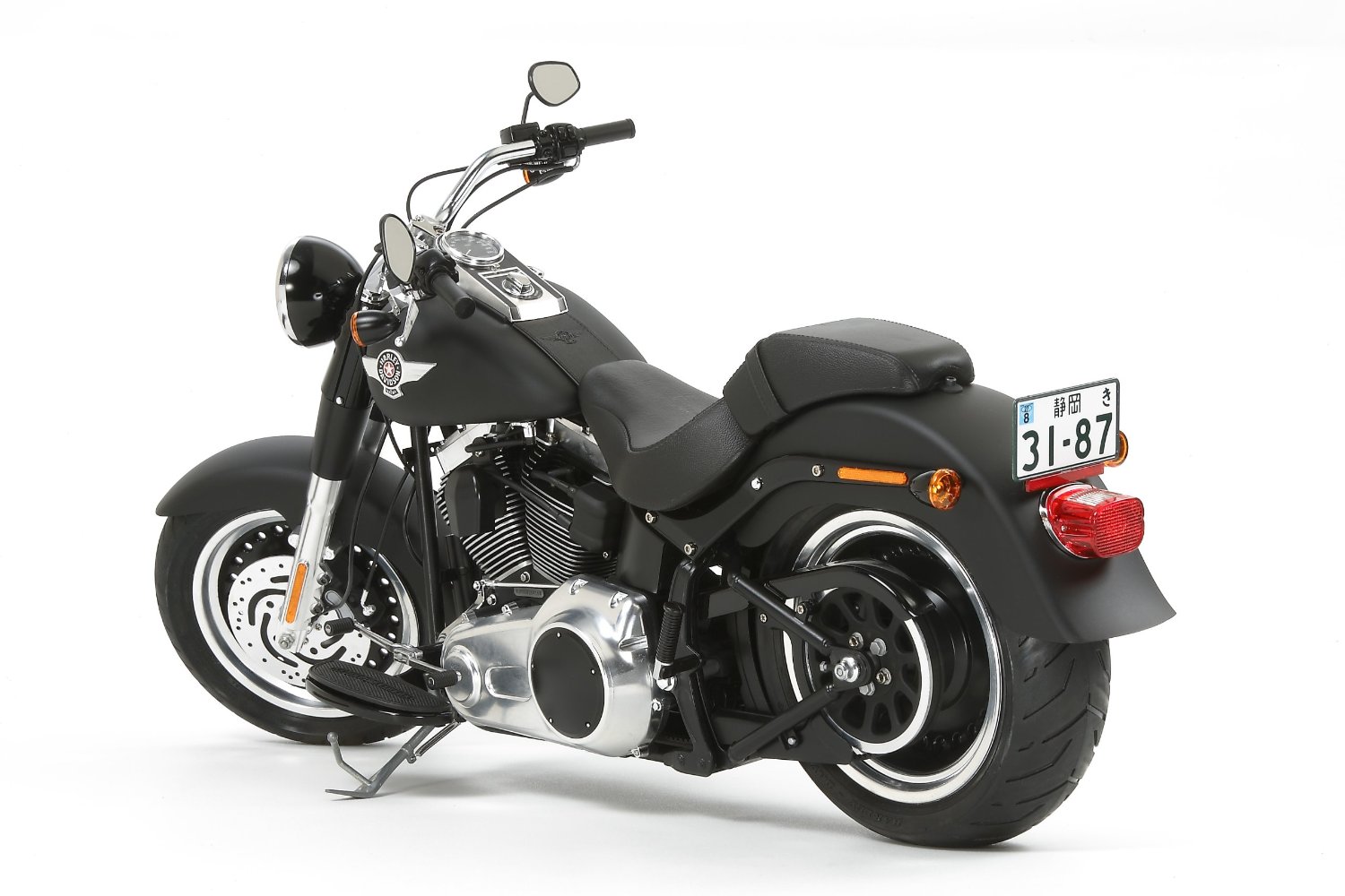 16041T Harley Davidson FLSTFB - Fat Boy Lo Tamiya