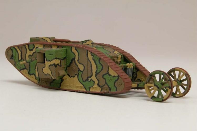 A01315V Танк WWI Male Tank Airfix