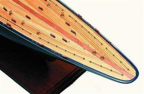 AMATI170010 Модель яхты Endeavour (плюс инструменты) AMATI