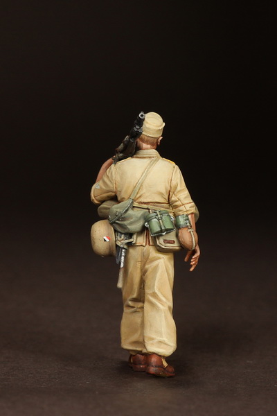 35132SOGA Machine gunner Fallschirmjager- Brigade Ramcke. El Alamein, August 1942. SOGA Miniatures