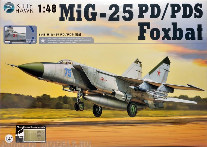 KH80119 Истребитель-перехватчик MiG-25 PD/PDS Foxbat Kitty Hawk