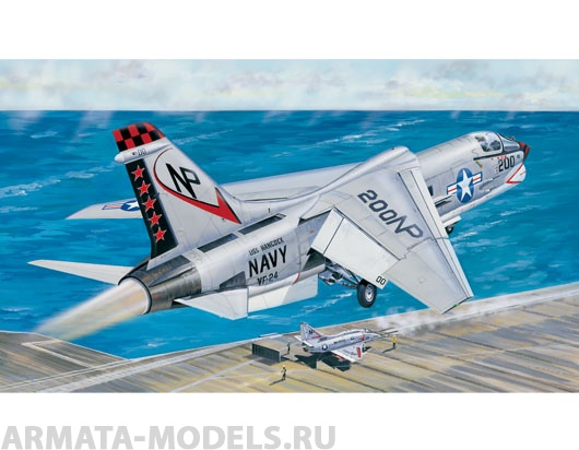 02273P Самолет F-8J Crusader Trumpeter