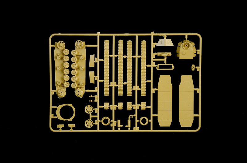 25757ИТ Немецкий танк PZ. KPFW. III AUSF. J/L/M/N Italeri