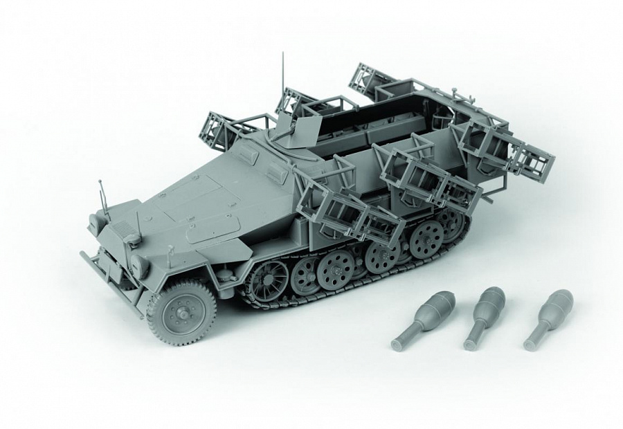 3625 Немецкий БТР Ханомаг с пусковыми установками Звезда