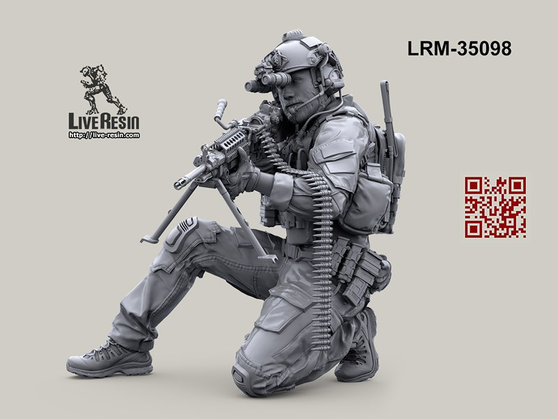 LRM35098 Боец СОФ/МАРСОК  в бинокулярных очках ночного видения - 3 Live Resin