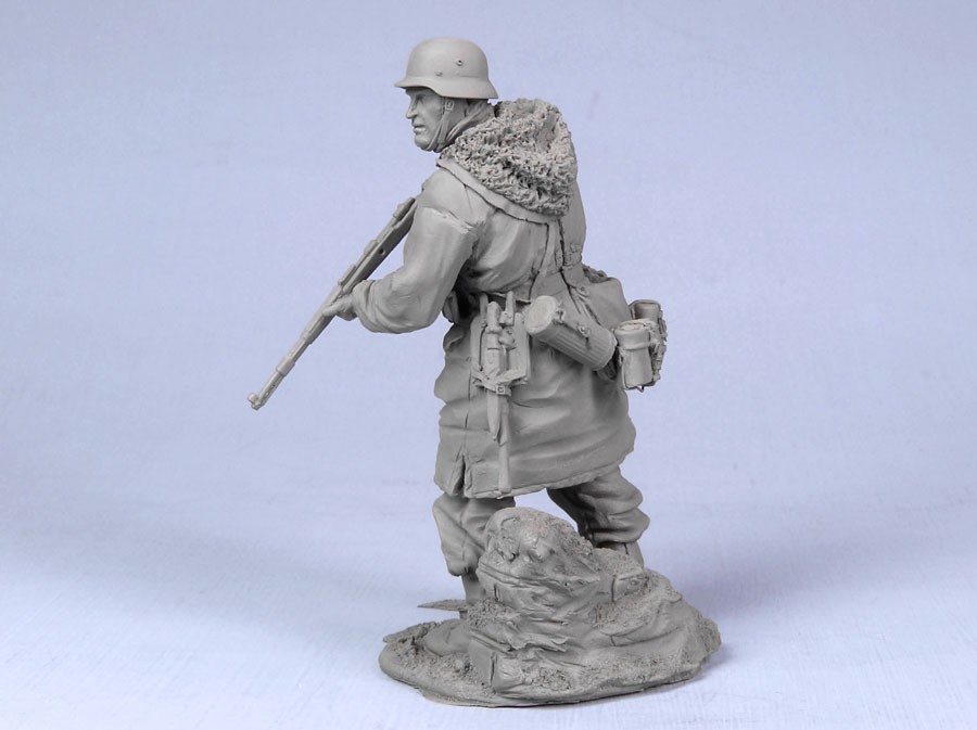 Т-35032 Пехотинец СС II,с подставкой (Харьков, зима 1943 г) Tank