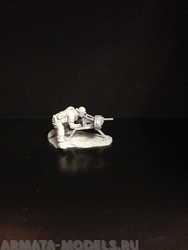 5015ТБ Боец на колене со станковым гранатометом